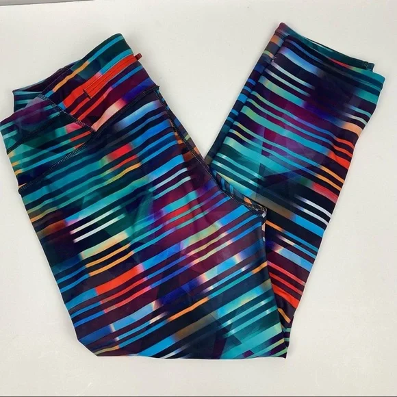 ATHLETA Women’s Sonar Capri Active Leggings colorful M - Picture 2 of 15